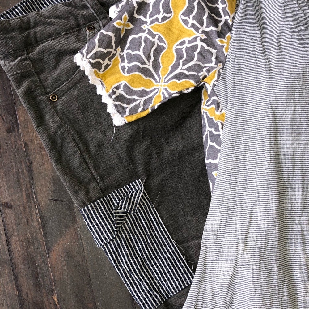 Persnickety Set: Cord Skinny Pant and High Low Top